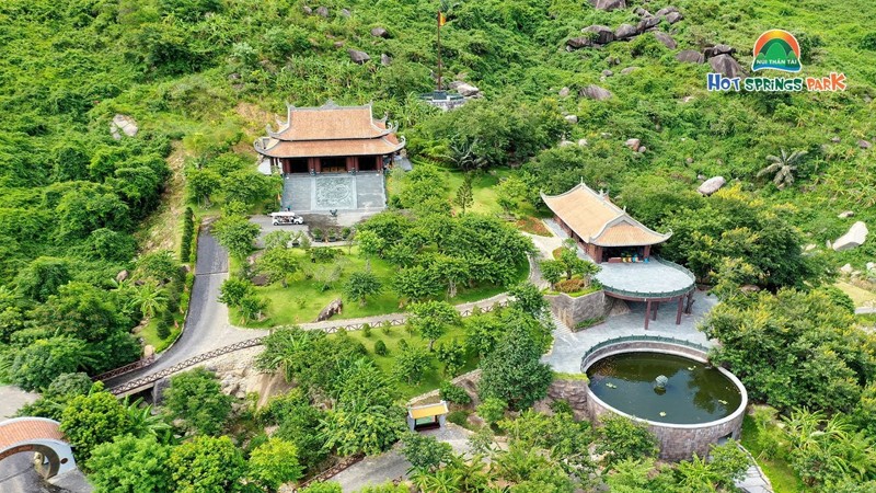 cong vien suoi khoang nong nui than tai