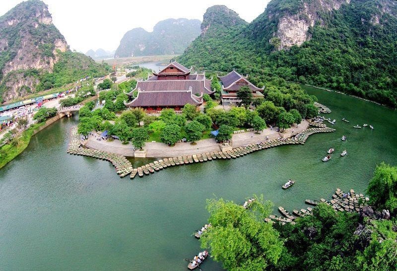 resort khoang nong ninh binh