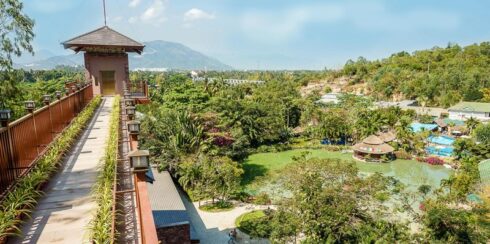 Review tắm bùn suối khoáng nóng Tháp Bà: Có gì hấp dẫn?