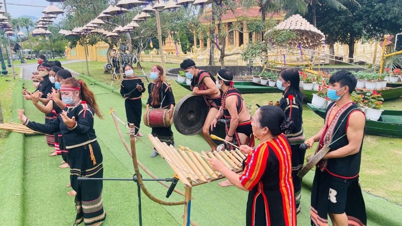 lang van hoa cac dan toc viet nam