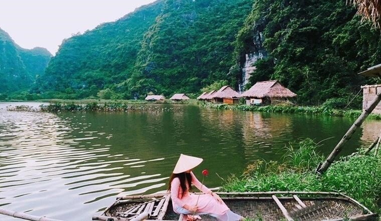 suoi nuoc khoang nong kenh ga
