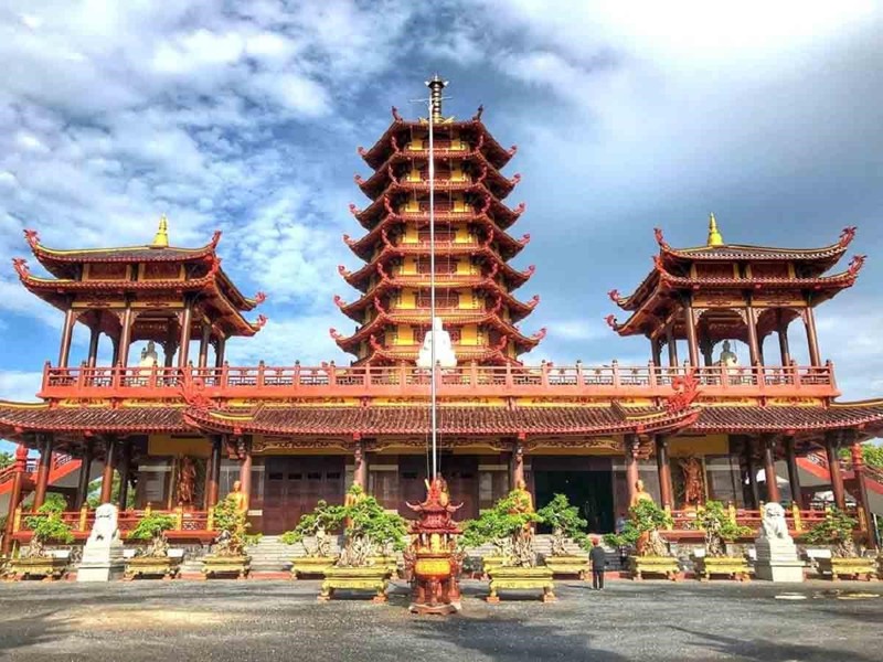 suoi khoang nong binh chau