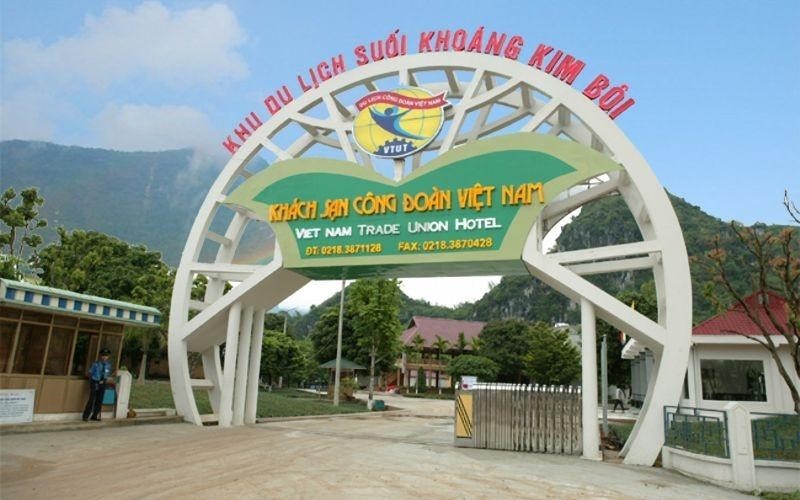 suoi nuoc nong hoa binh