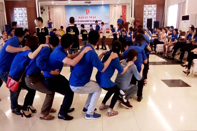 tro choi team building trong nha