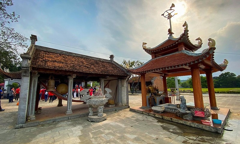 den lang suong den lang suong