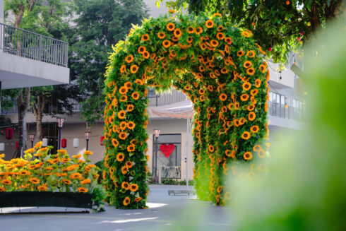 LỄ HỘI HOA THÁNG 10 – MÙA YÊU THƯƠNG GỬI TẶNG NHỮNG ĐÓA HOA ĐẸP NHẤ